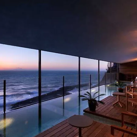 Laqua By The Sea 4*