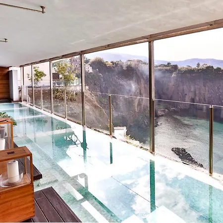 Laqua By The Sea Hotel 4*