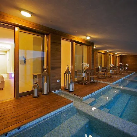 Laqua By The Sea Hotel