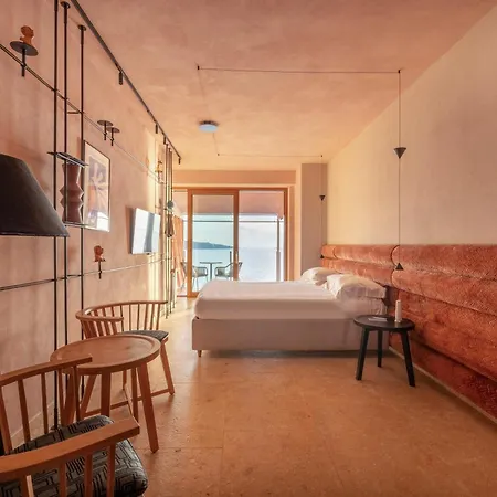 Laqua By The Sea Hotel