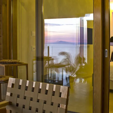 Laqua By The Sea Hotel 4*
