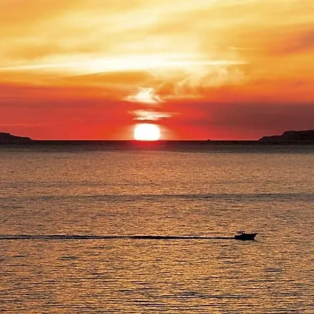Laqua By The Sea Hotel