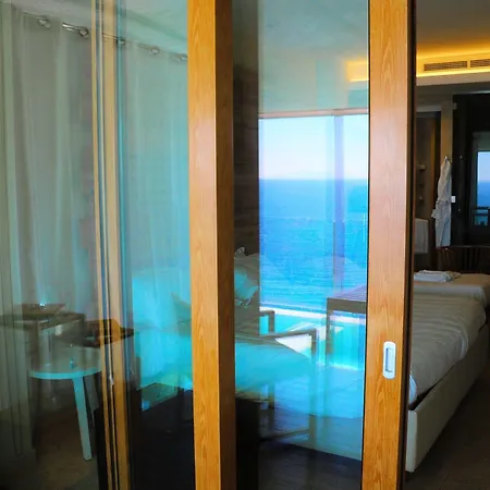 Laqua By The Sea Hotel