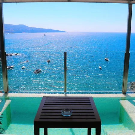Laqua By The Sea Hotel
