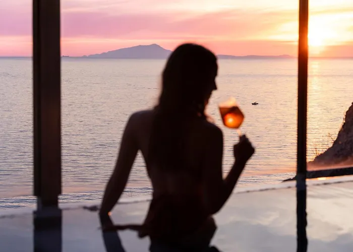 Laqua By The Sea Hotel